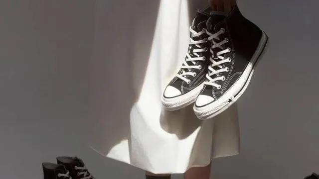 Converse remove anúncio do All Star após ser acusada de fazer associação à Ku Klux Klan