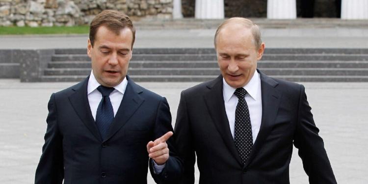 Drone russo in Romania, Medvedev minaccia l'Ue: «Il sonno è finito». L'Europa «unilateralmente in guerra con Mosca»