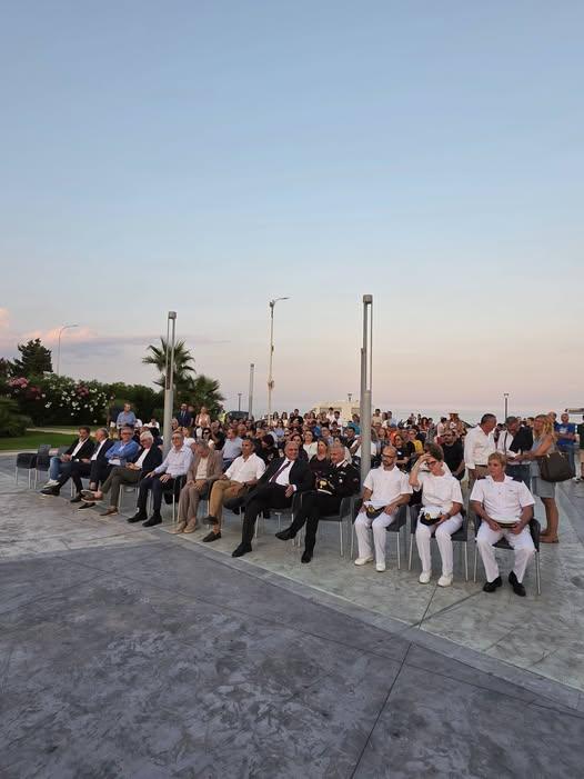 🔵 Benvenuta Bandiera Blu 🎉 Giornata di festa quest'oggi a Locri per la cerimonia di innalzamento della Bandiera Blu 20...