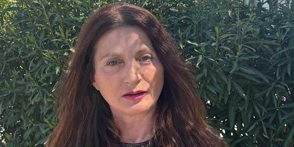 Teggiano, tredici anni per un divorzio: il grido d’aiuto di Agnese Di Sarli a Mattarella