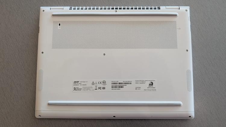 bottom of acer laptop