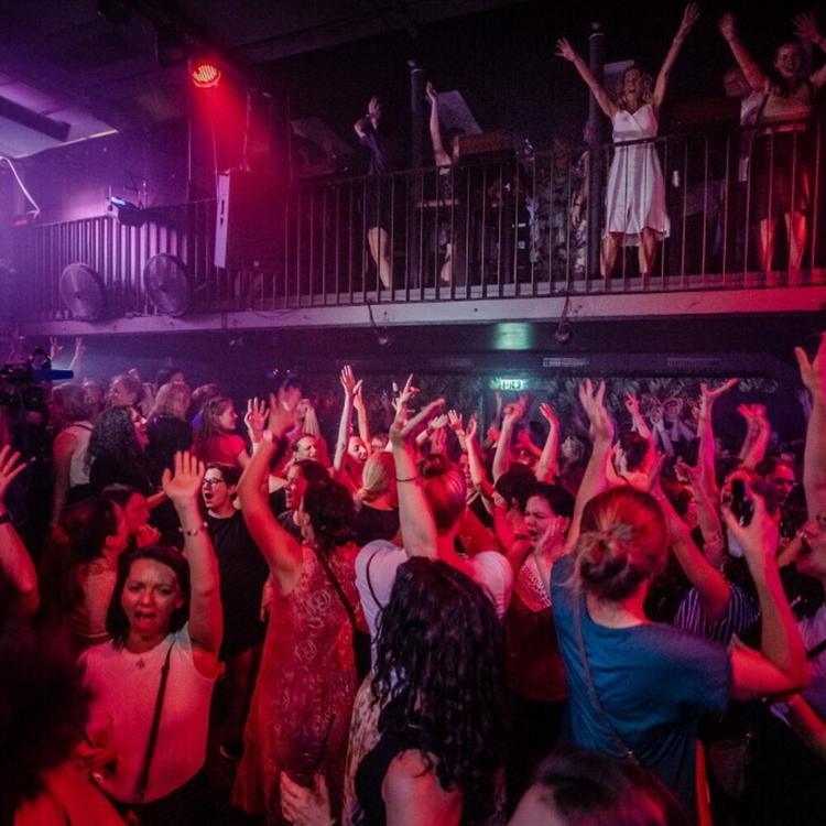 Bisceglie: lite in discoteca sfocia in una sparatoria, 42enne muore in ospedale