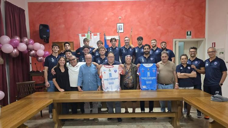 🏐VOLLEY LETOJANNI CAMPIONATO AL VIA Si è svolta questa sera presso la sala consiliare del Comune di Letojanni la presen...