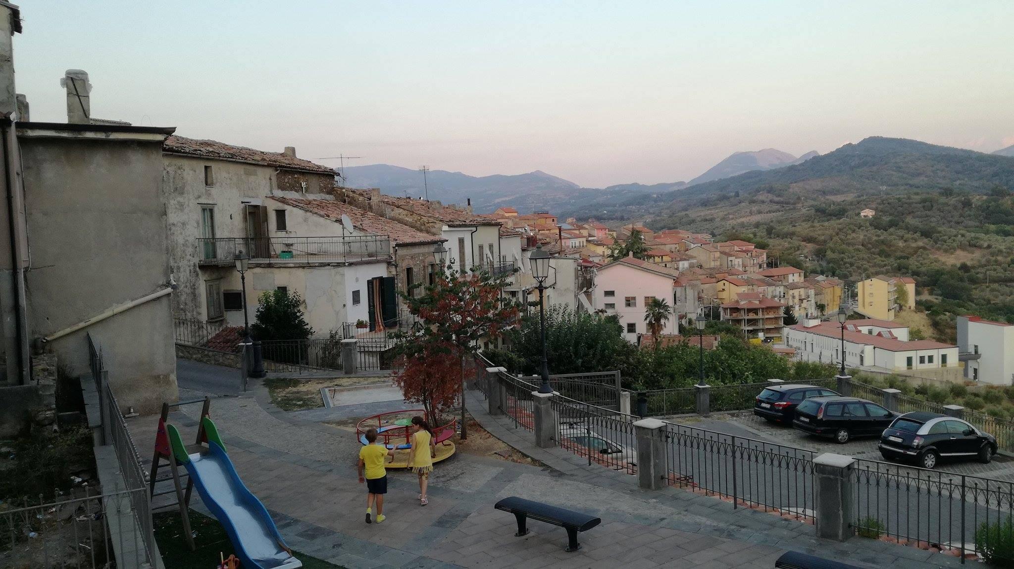 Bellosguardo, disturba i passanti e ignora l’ordine di allontanamento: scatta il Daspo urbano per sei mesi