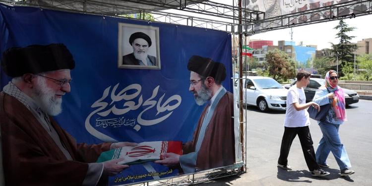 Iran, la svolta nei negoziati: stop alla bomba atomica se tornano i capitali congelati