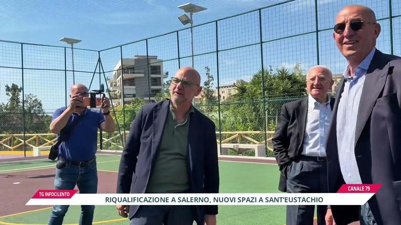 Salerno, De Luca inaugura alloggi e parco giochi a Sant’Eustachio: “Esiste una sola città”