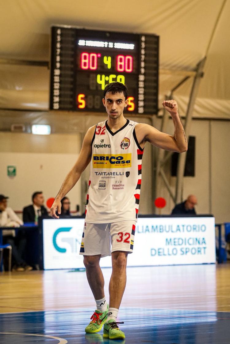 Basket C/M, Pall. Molfetta: Alessandro Ravelli nuovo play