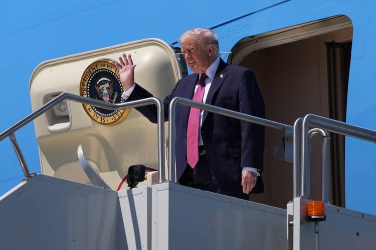 Riapre Hormuz, Borse in festa. Trump: "Accordo in 48 ore"