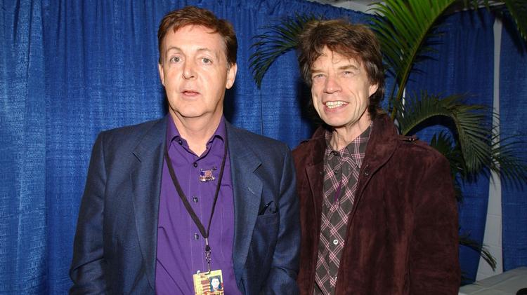 Beatles foram os compositores mais prolíficos de seu tempo, diz Mick Jagger