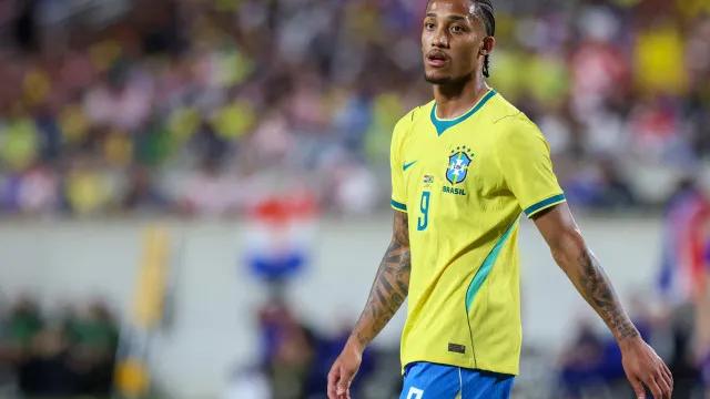 João Pedro lamenta corte da Seleção após volta de Neymar à Copa