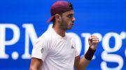 Francisco Cerúndolo dio vuelta un partidazo ante Taylor Fritz, avanzó en el US Open y consiguió un hito para el tenis argentino