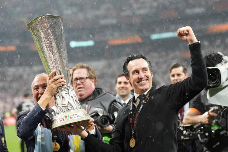 Lo scacco matto di Emery. Il re dell'Europa League che ha stregato il principe