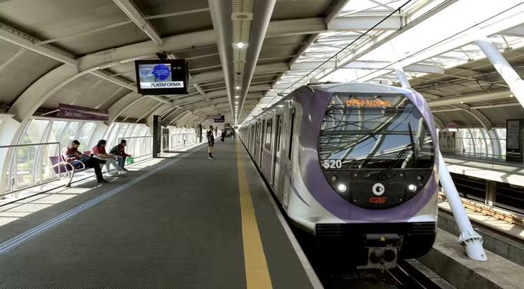 Vacinação contra o sarampo, vagas de emprego e atividades de férias movimentam estações da Viamobilidade em julho
