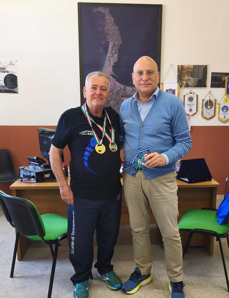Tennistavolo, doppio oro tricolore: il milazzese Michele Giardina ricevuto dall’assessore Nicosia
