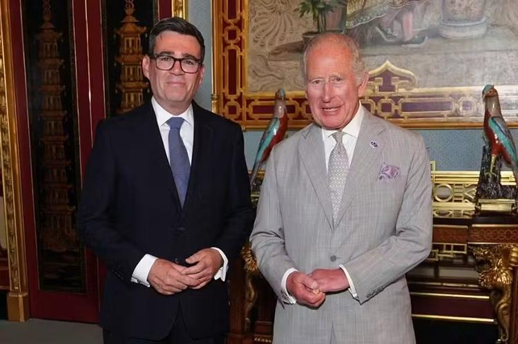 Andy Burnham assume como novo primeiro-ministro do Reino Unido