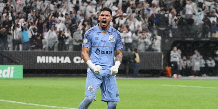 Santos decide manter João Paulo e possibilidade de acerto com Rafael Cabral diminui