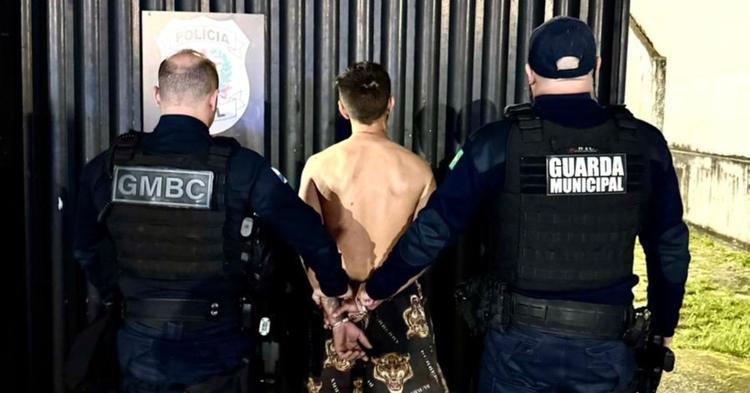 Homem agride esposa na frente da filha de 3 anos e é preso em Balneário Camboriú&nbsp;