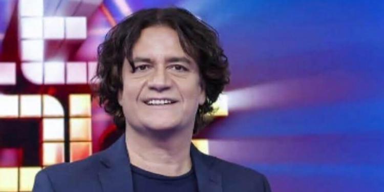 Stalking, arrestato il comico Massimo Bagnato: sorpreso vicino all’abitazione della ex