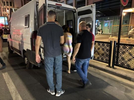 إحداث وكر للدعارة والفساد تقود إلى توقيف أربع سيدات وثلاثة أشخاص بـ”أبواب جليز”