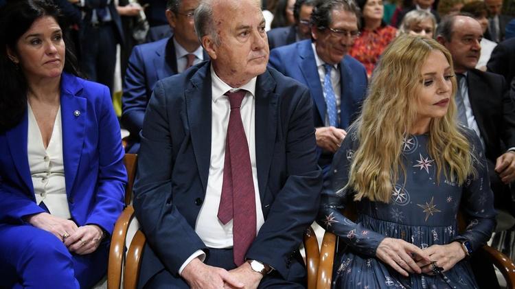 García-Castellón sitúa su dirección oficial como abogado en la sede de Plus Ultra en Madrid