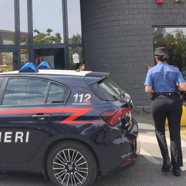 La lite tra pesi e bilancieri finisce in accoltellamento, arrestato per tentato omicidio a Roma