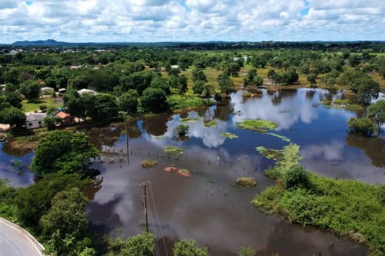 Rios sobem e ultrapassam cotas de alerta após chuvas em MS
