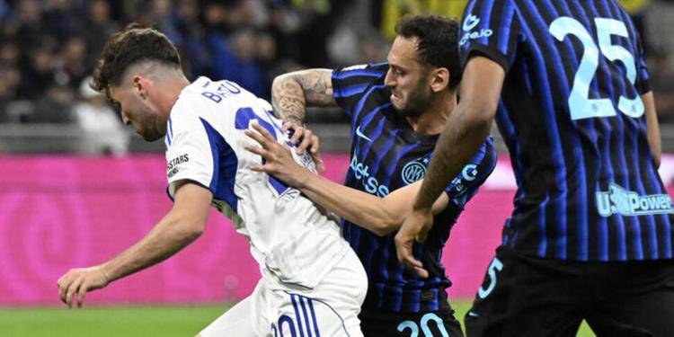 Pazza Inter: sotto di due gol rimonta il Como con un grande Calhanoglu e vola in finale di Coppa Italia