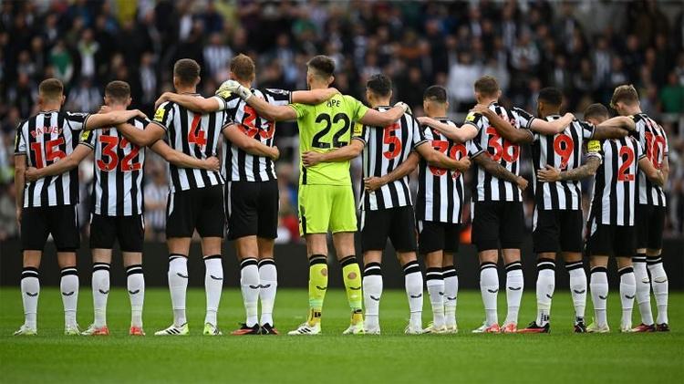 What would be your selection of Newcastle team v Manchester City this Wednesday? Vote now