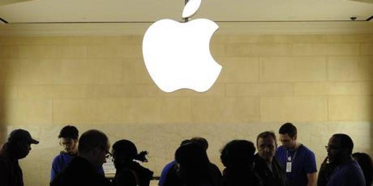 Nuovi rischi per chi ha un iPhone: allarme spyware e da Apple avvisi di sicurezza in 110 Paesi