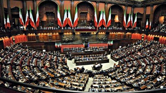 Pisa, l’intelligenza artificiale per prevedere i cambi di casacca in Parlamento
