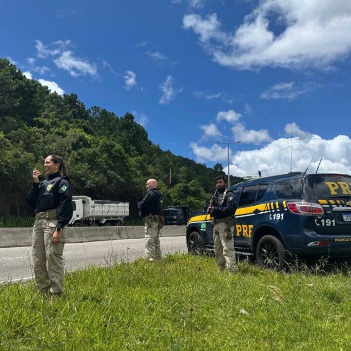 PRF apresenta balanço Operação Dia do Trabalho 2026 nas rodovias federais do RS