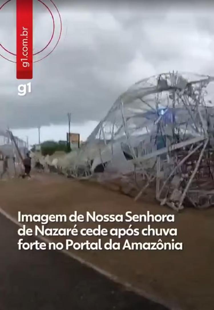 Imagem iluminada de Nossa Senhora de Nazaré cai no Portal da Amazônia, em Belém