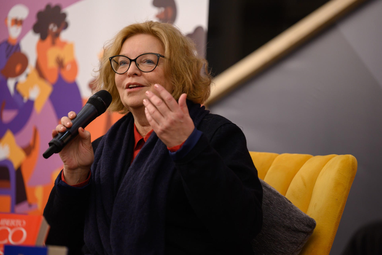 "Nelle piazze dei pro Pal risuona la propaganda sovietica"