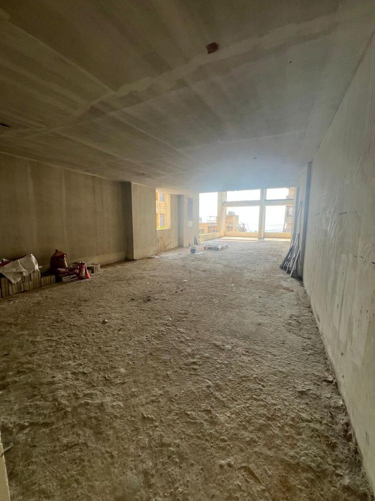 For Sale: Shop in Mansourieh