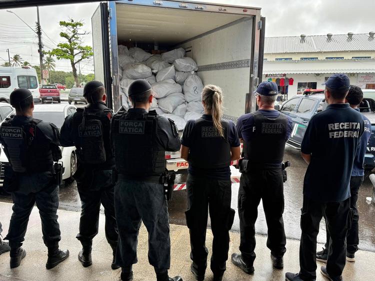 Receita Federal apreende produtos sem comprovação de origem em lojas do Centro de Macapá