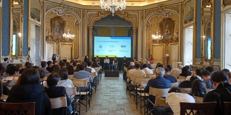 Studiare le Stem per costruire il futuro senza fare le valigie: il progetto Skills fa
 dialogare scuola, istituzioni e imprese