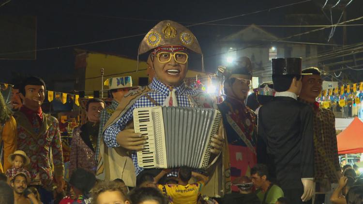 São João de Olinda tem frevodrilha, cortejo do Boi da Macuca e shows de Capim com Mel e Petrúcio Amorim; confira programação