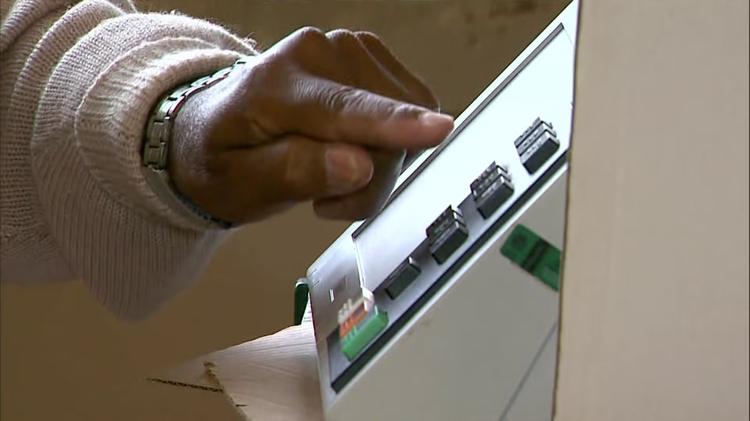 Posso votar em candidato de outro estado ou cidade? Entenda as regras por cargo