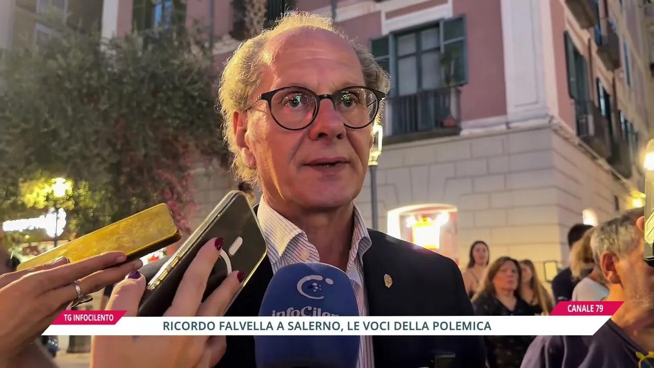 Salerno divisa nel ricordo di Falvella: saluti romani, cori antifascisti e polemiche: città blindata