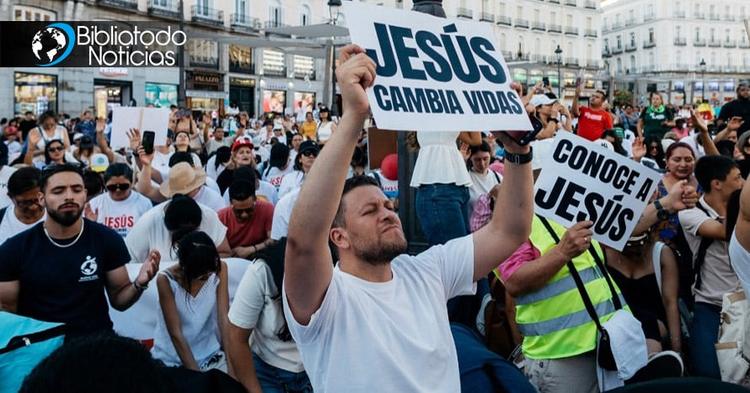 Mover de oración en España es el más grande en que el país ha visto en muchos años
