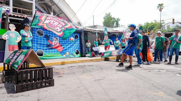 Víctor Mercado lanza el 'Mundial Social' en el Mercado ALM: ¡Cuernavaca se activa con el espíritu mundialista!