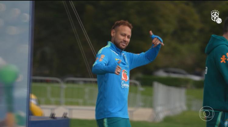 Novos exames apontam evolução no tratamento da panturrilha direita de Neymar, diz CBF