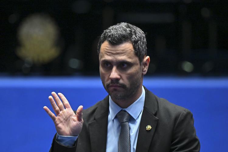 Sem Cleitinho, veja como fica a disputa pelo governo de Minas Gerais
