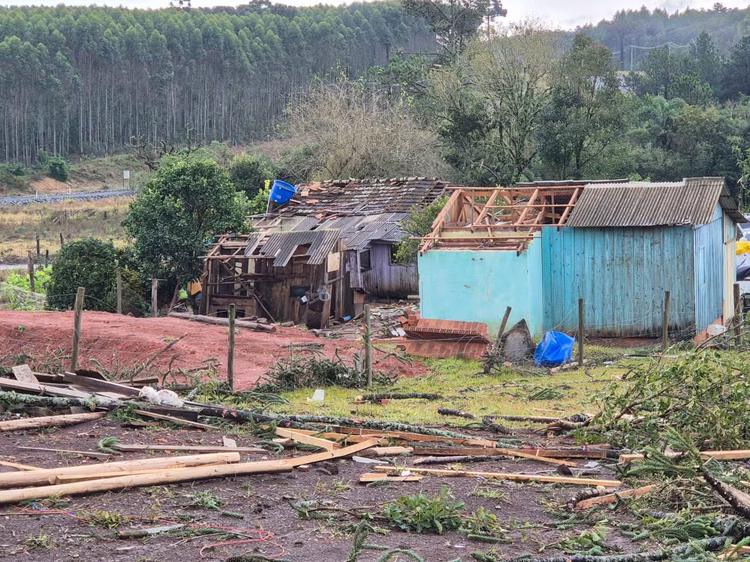 Meteorologistas confirmam novo tornado F2 no Paraná