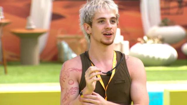 'Quero tirar CNH, pois ganhei um carro e preciso dirigir', diz Juliano Floss