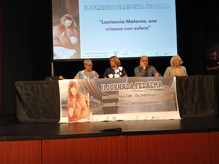Jerez reúne a profesionales y familias para compartir conocimientos y experiencias sobre lactancia materna