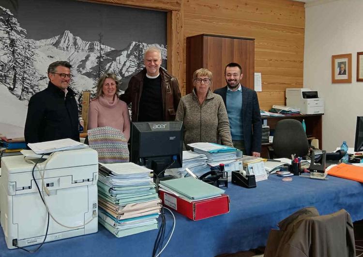 RONCO CANAVESE – Il Ministro Paolo Zangrillo in visita a sorpresa, in Comune