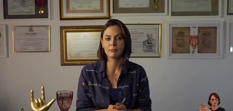 Michelle e a fratura exposta na família Bolsonaro - O Assunto #1748
