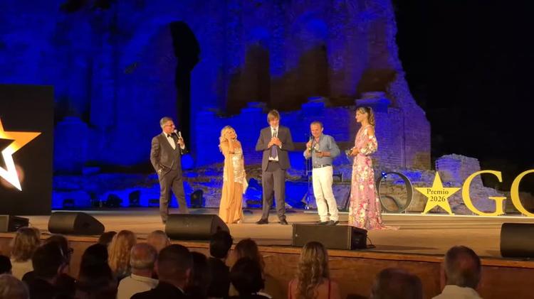 ✨ Il Teatro Antico di Taormina si è confermato ancora una volta il palcoscenico delle eccellenze. Nel cartellone “Eventi...