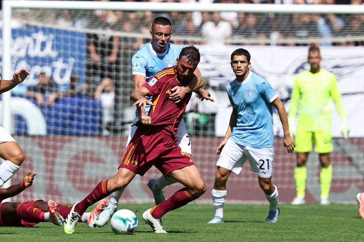 Se il campionato dell'avanspettacolo ha preso in ostaggio i tifosi